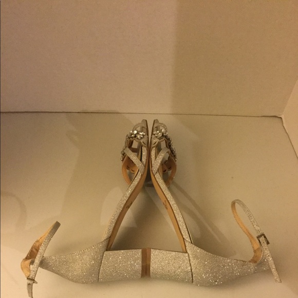 Jewel by Badgley Mischka Block Heels NWOT - Picture 3 of 4